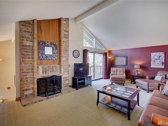 4th image of 740 Kalmia Pl NW