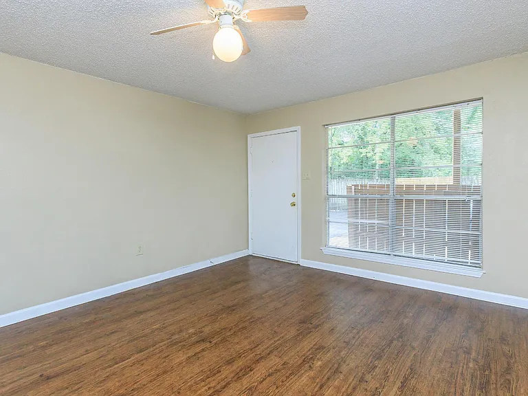 118888 Old Hammond Hwy — Photo 5