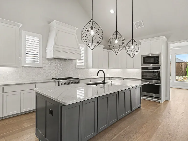 2200 Shady Hill Dr — Photo 5