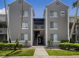 677 SW 111th Ave APT 204, Pembroke Pines, FL 33025
