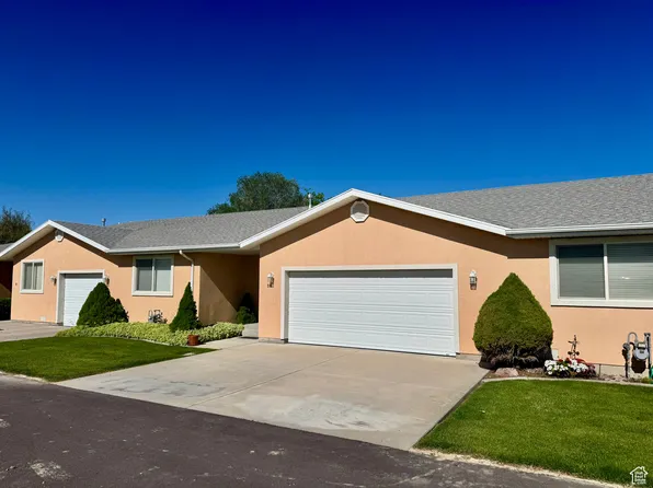 445 Topaz Blvd APT 10, Delta, UT 84624