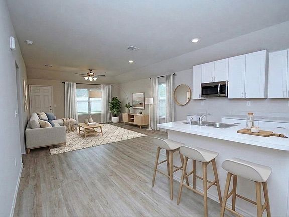 4th image of 2006 Brixham Bluff Ln