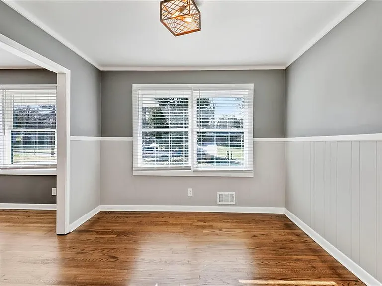 2341 Rubart Dr — Photo 6