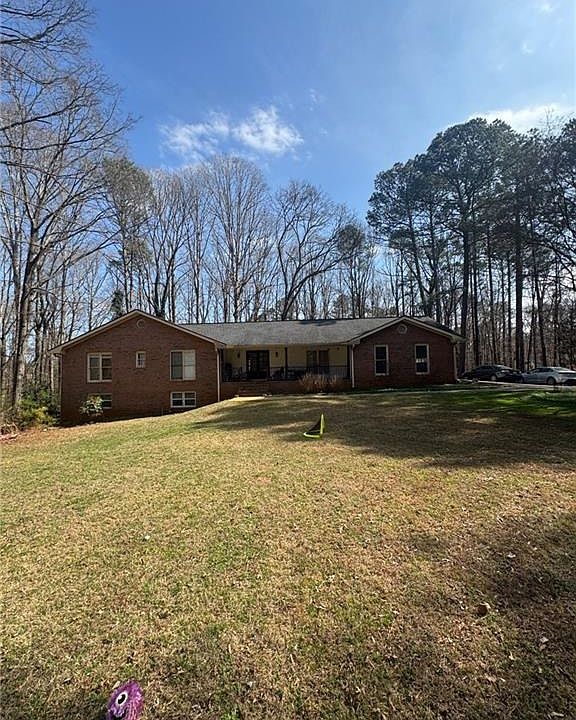 2nd image of 4250 Janet Dr