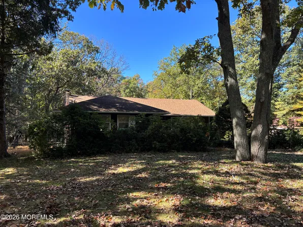 52 N Cooks Bridge Road, Jackson, NJ 08527