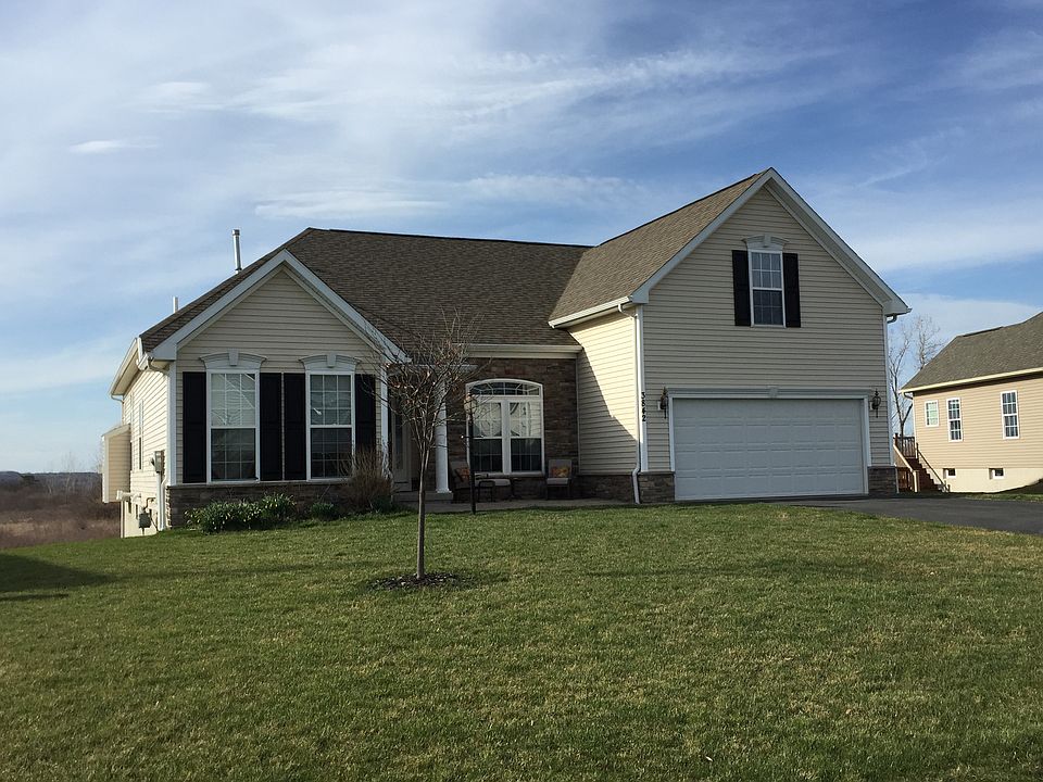 1st image of 3842 Carmelo Ln