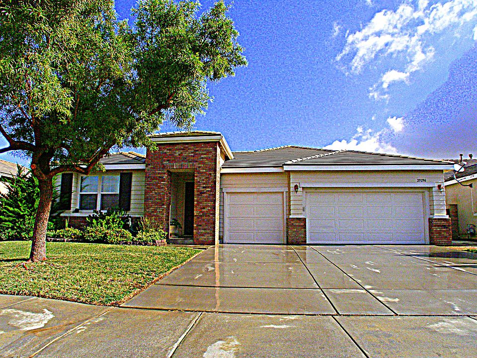 1st image of 29296 Lake Hills Dr.