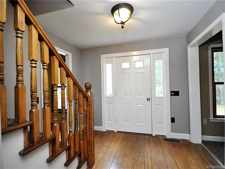 706 Maple St — Photo 5