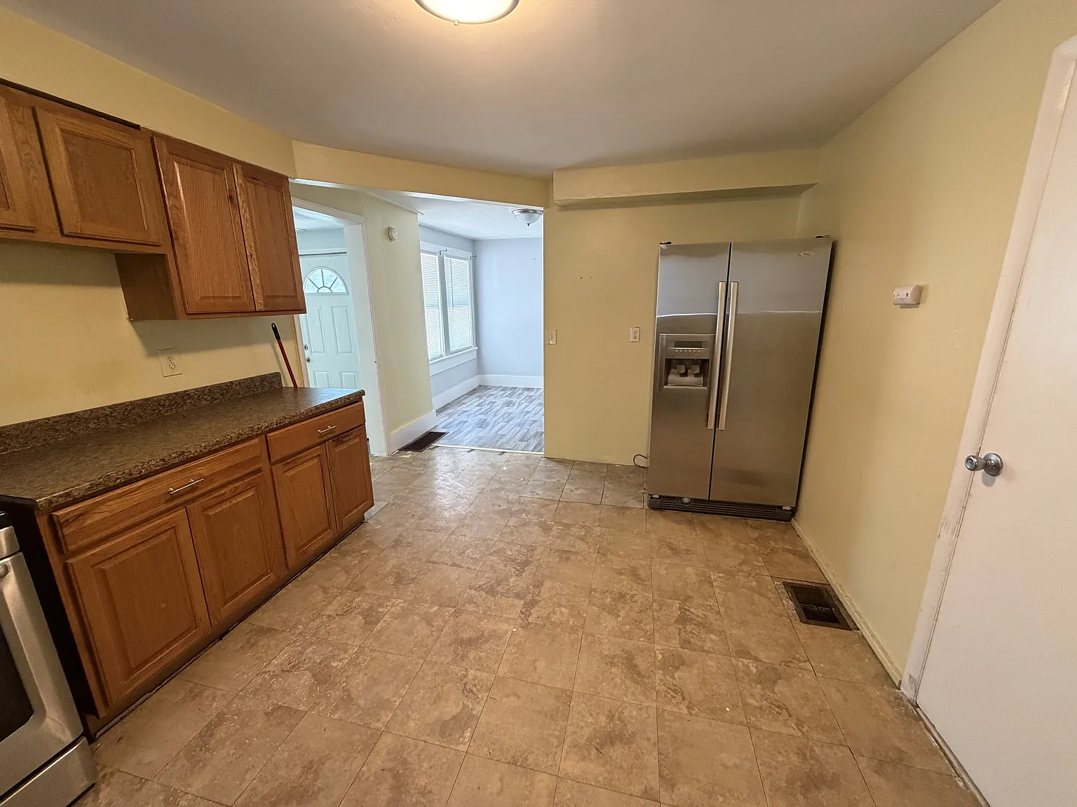 658 Smith Street - 1 — Photo 3