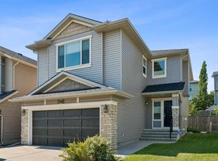 645 N Panatella Blvd NW, Calgary, AB T3K 0N9