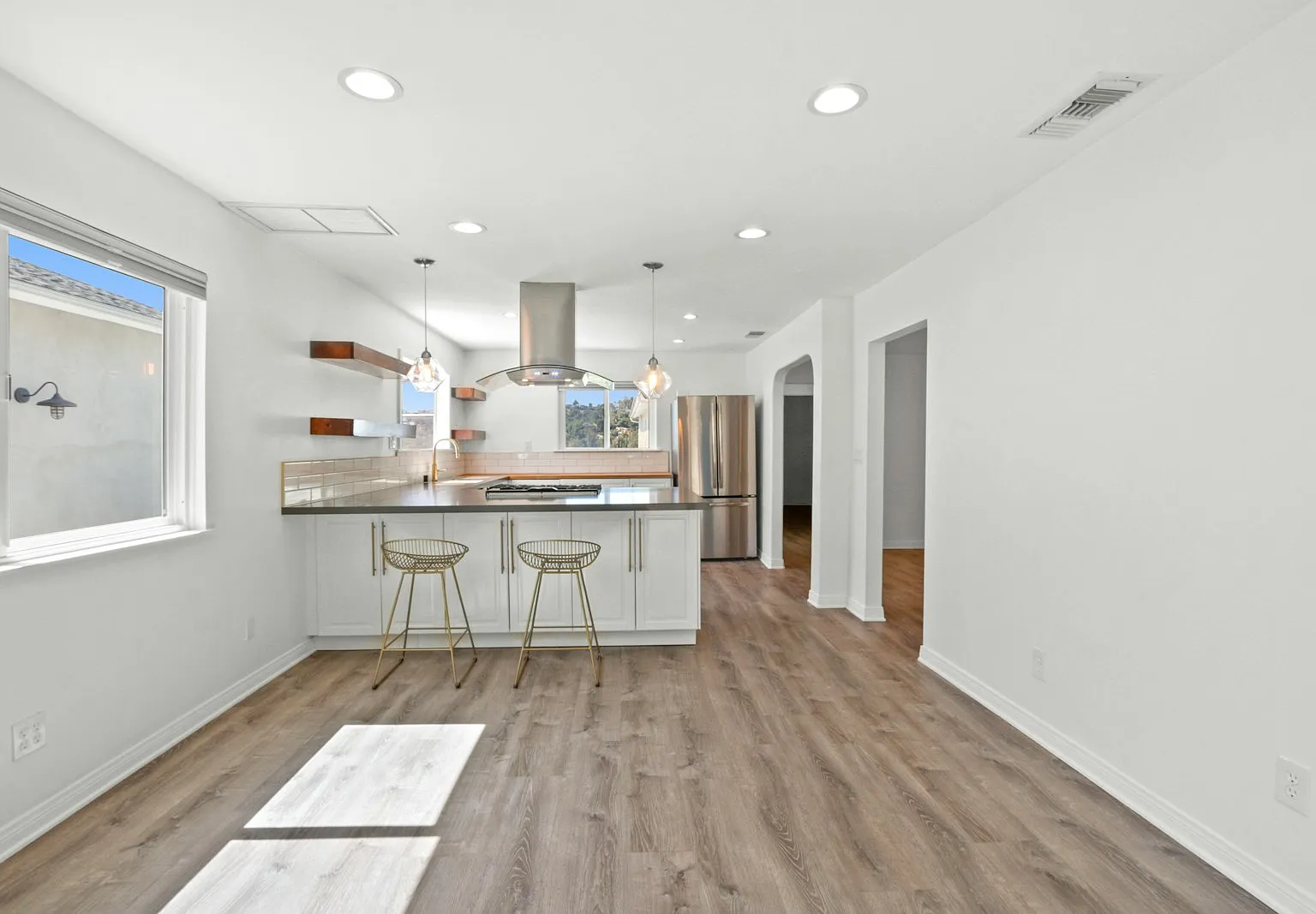4826 Hub Street, Unit 1 — Photo 4