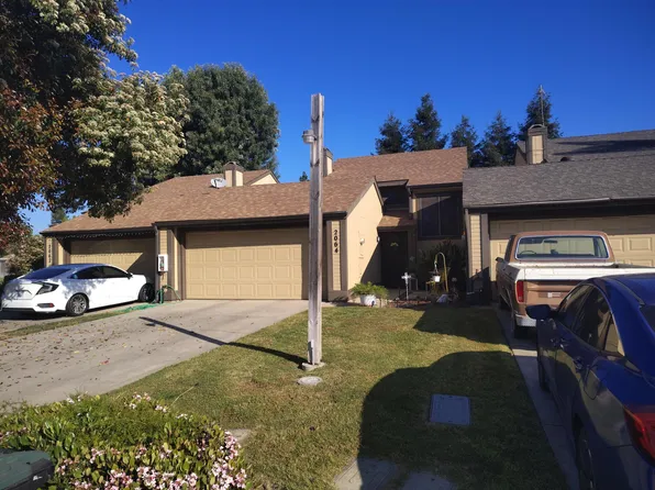 2064 E Harold Avenue, Visalia, CA 93292