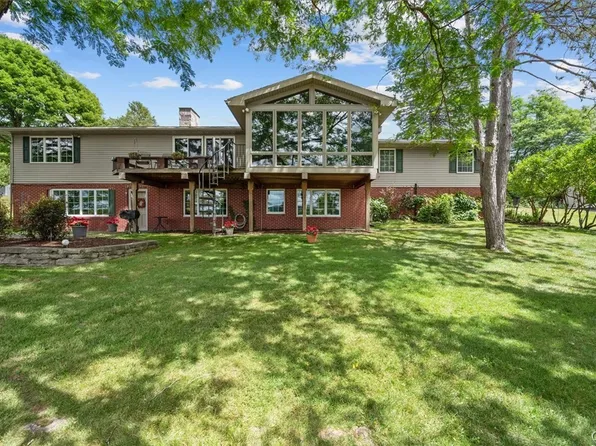 2071 Spring St, Hamilton, NY 13346