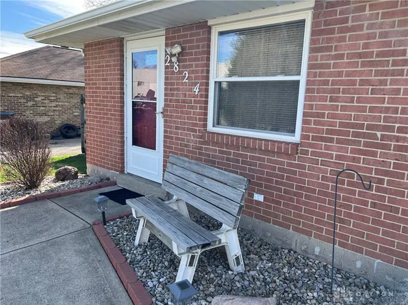 2824 Timber Ln, Dayton, OH 45414