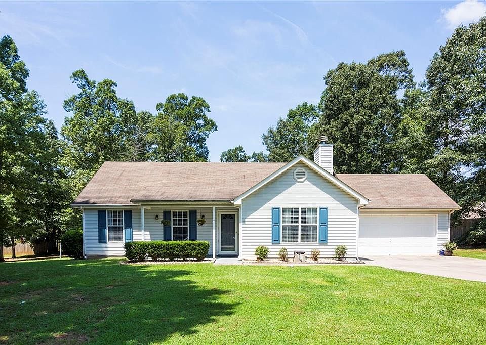 1st image of 114 Pebble Creek Dr