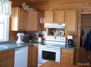 1602 Township Road 100 N, Toulon, IL 61483