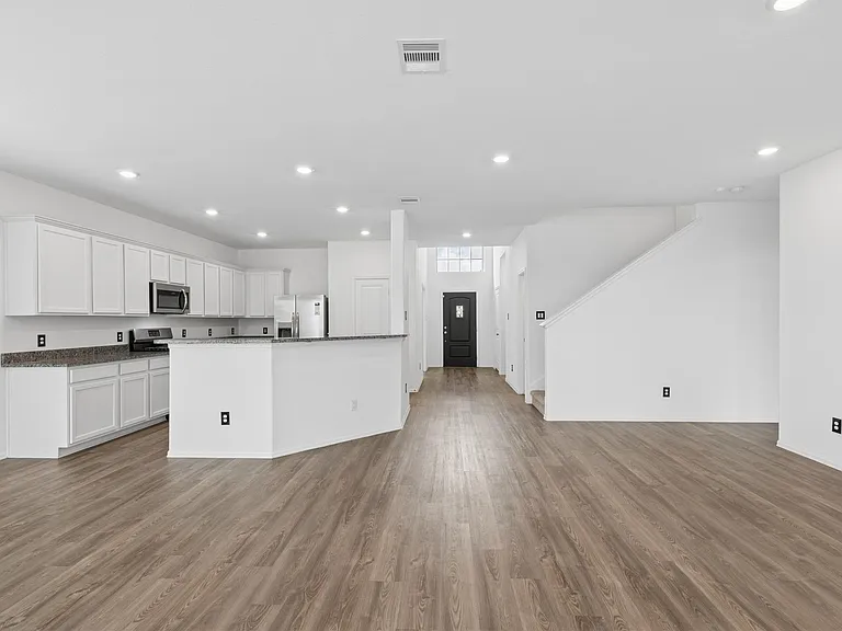 19179 Pinewood Grove Trl — Photo 6