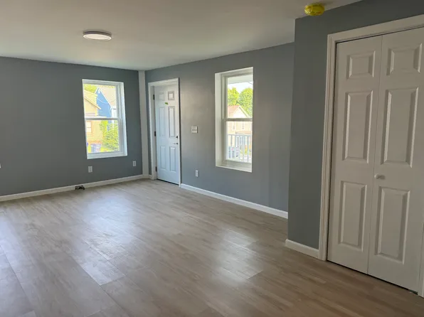 445 Colchester Ave #2, Burlington, VT 05401