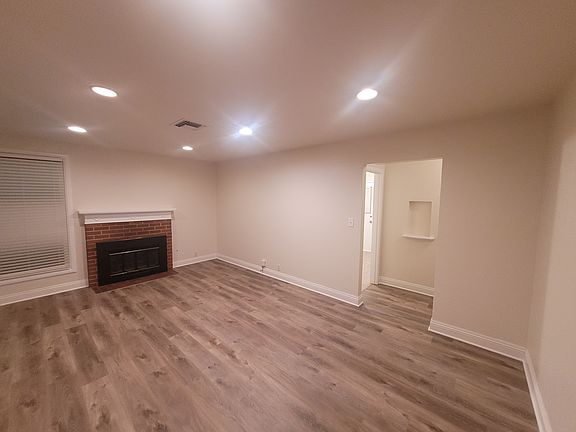 2nd image of 2420 Avalon Dr