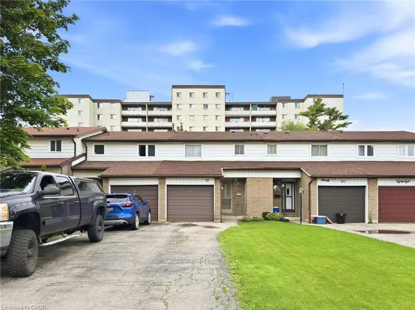 92 Mount Albion Rd, Hamilton, ON L8K 5S6