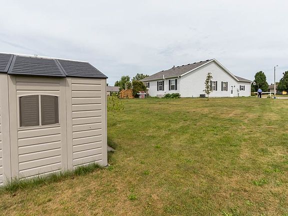 4th image of 127 Mallard Dr