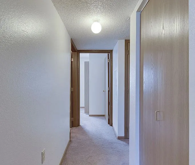 Walnut River Residences — Photo 14