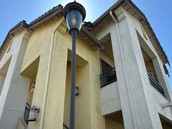2nd image of 1360 Shady Ln APT 1022