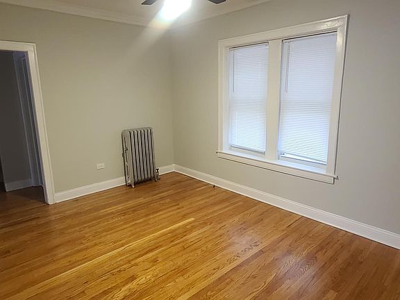 4th image of 4833 N Wolcott Ave #1B