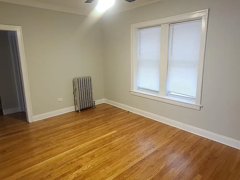4833 N Wolcott Ave #1B — Photo 4