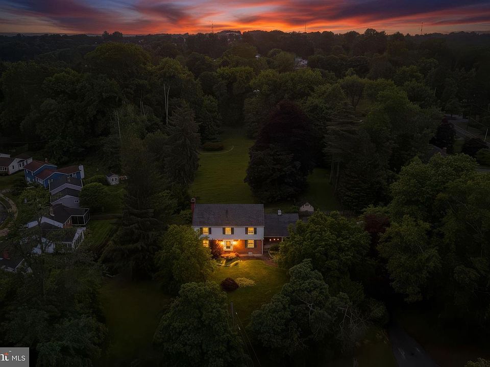 1st image of 1900 Frederick Rd