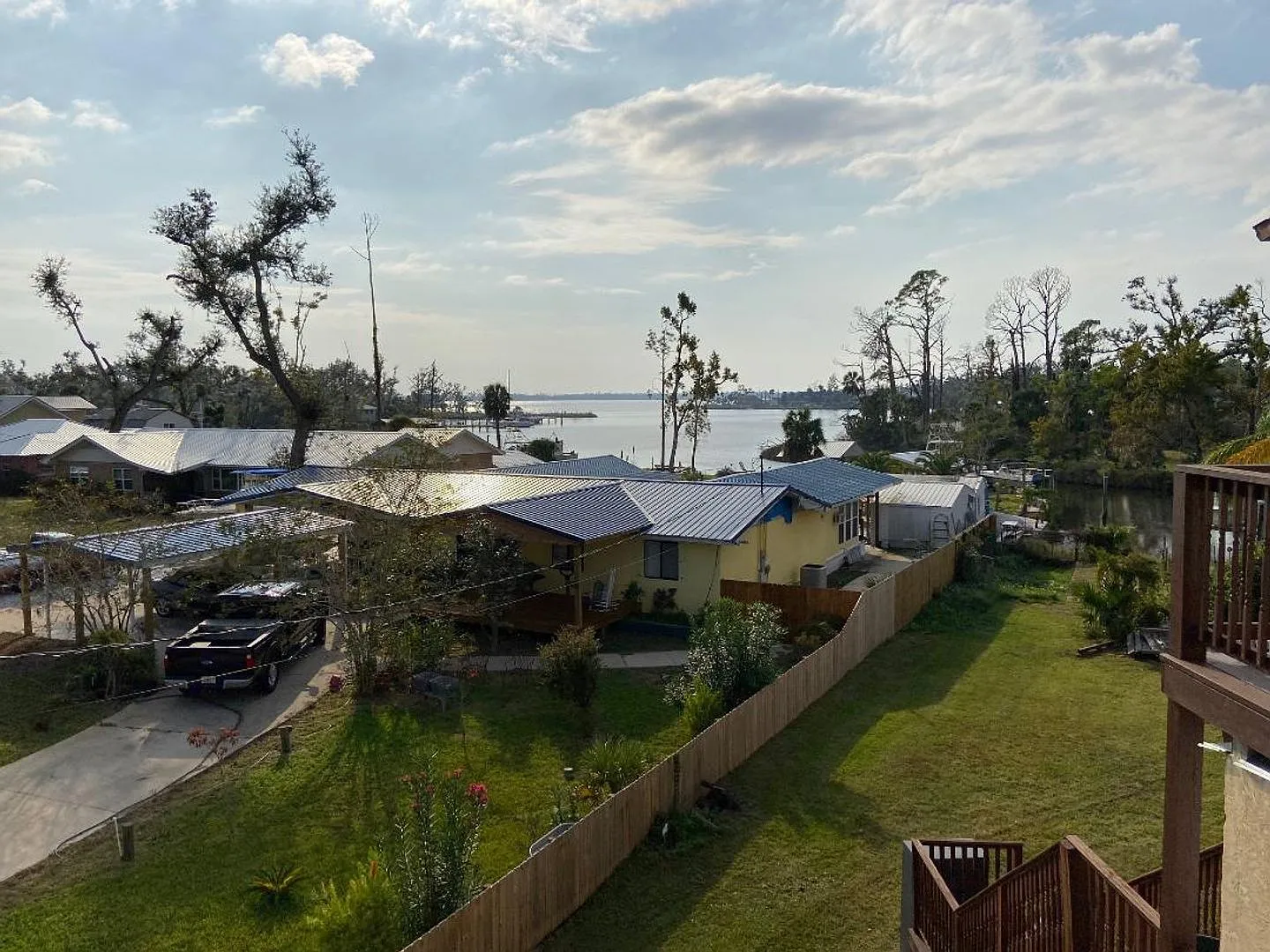 2bd 1.5ba Remodeled Townhouse w/ water views in Parker — Photo 2