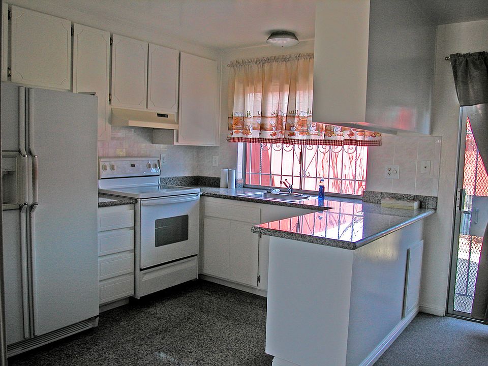 2nd image of 38 Kelloch Ave