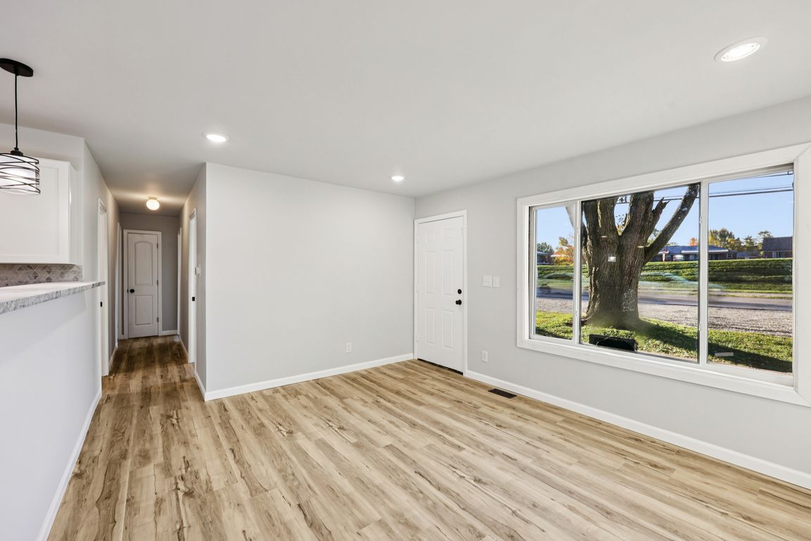 next background image