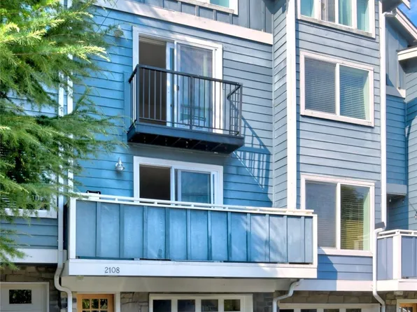 2108 W Ruffner Street, Seattle, WA 98199