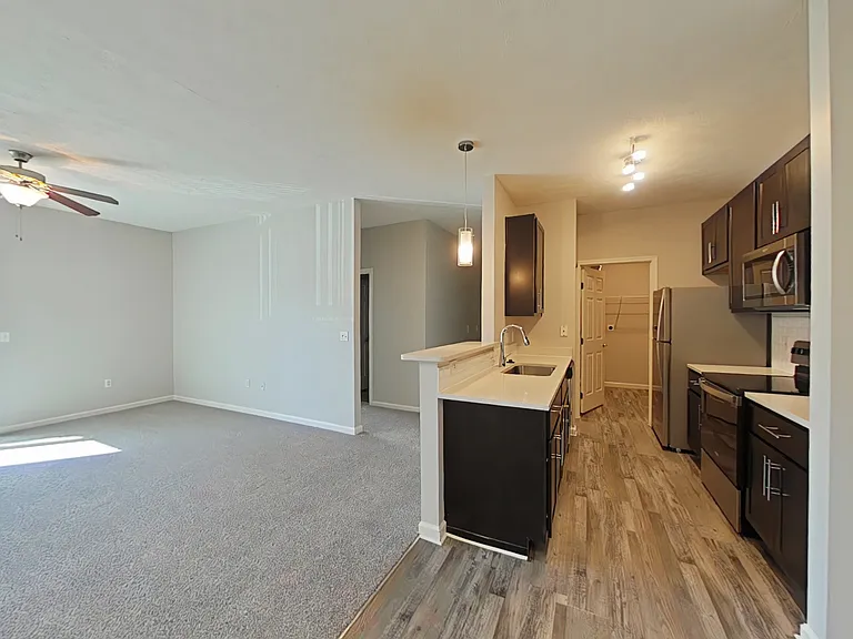 Landings At Beckett Ridge — Photo 61