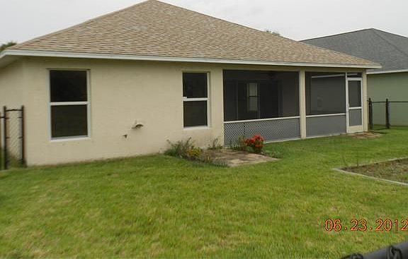 Home For Sale In Sawgrass Lakes