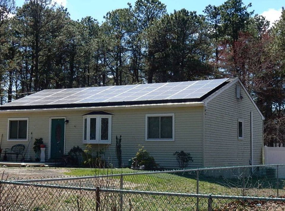 2nd image of 101 S River Dr