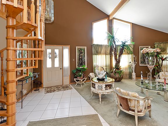 4th image of 11833 Brook Hill Ct