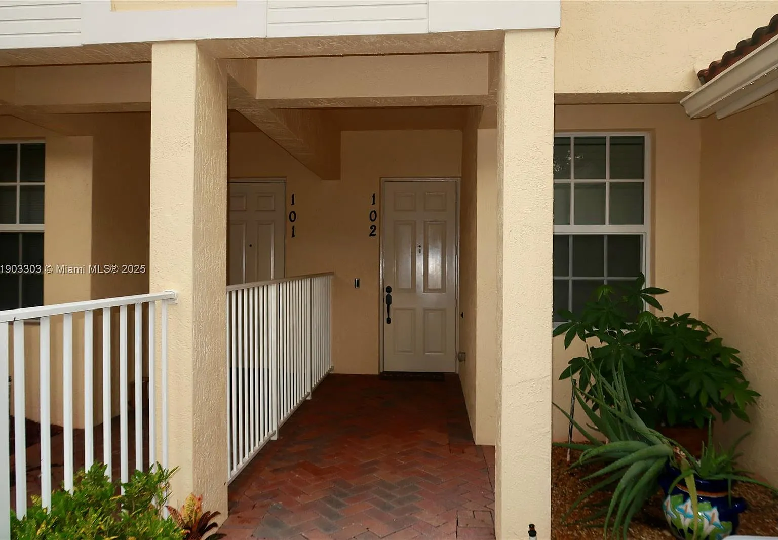 Windjammer Cove Condo — Photo 2