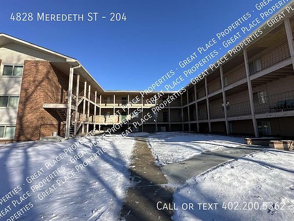 3rd image of 4828 Meredeth St #204