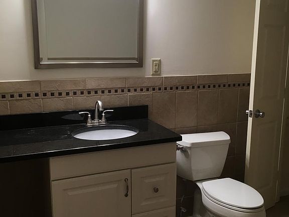 3rd image of 15 Douglas Ter APT 511