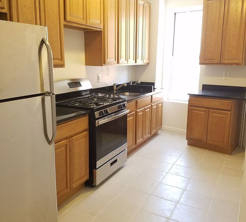 1st image of 1043 50th St APT 4