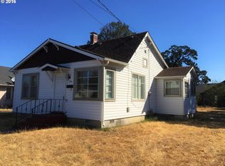 284 S 14th St, Saint Helens, OR 97051