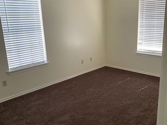 5th image of 4109 N 24th Ln APT 4