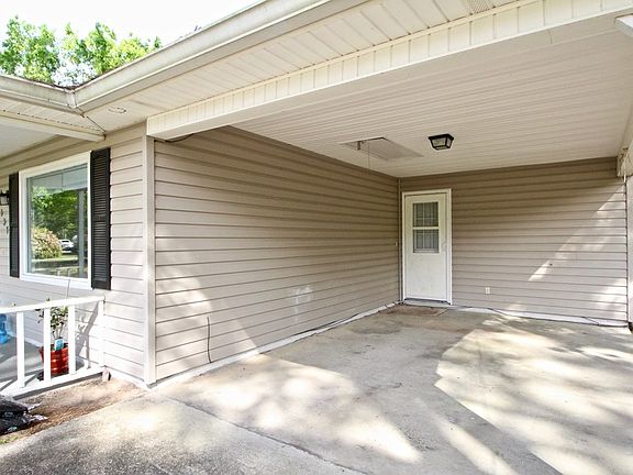 4th image of 137 Bambi Dr