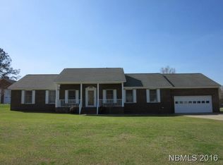 102 Wadsworth Ln, New Bern, NC 28562