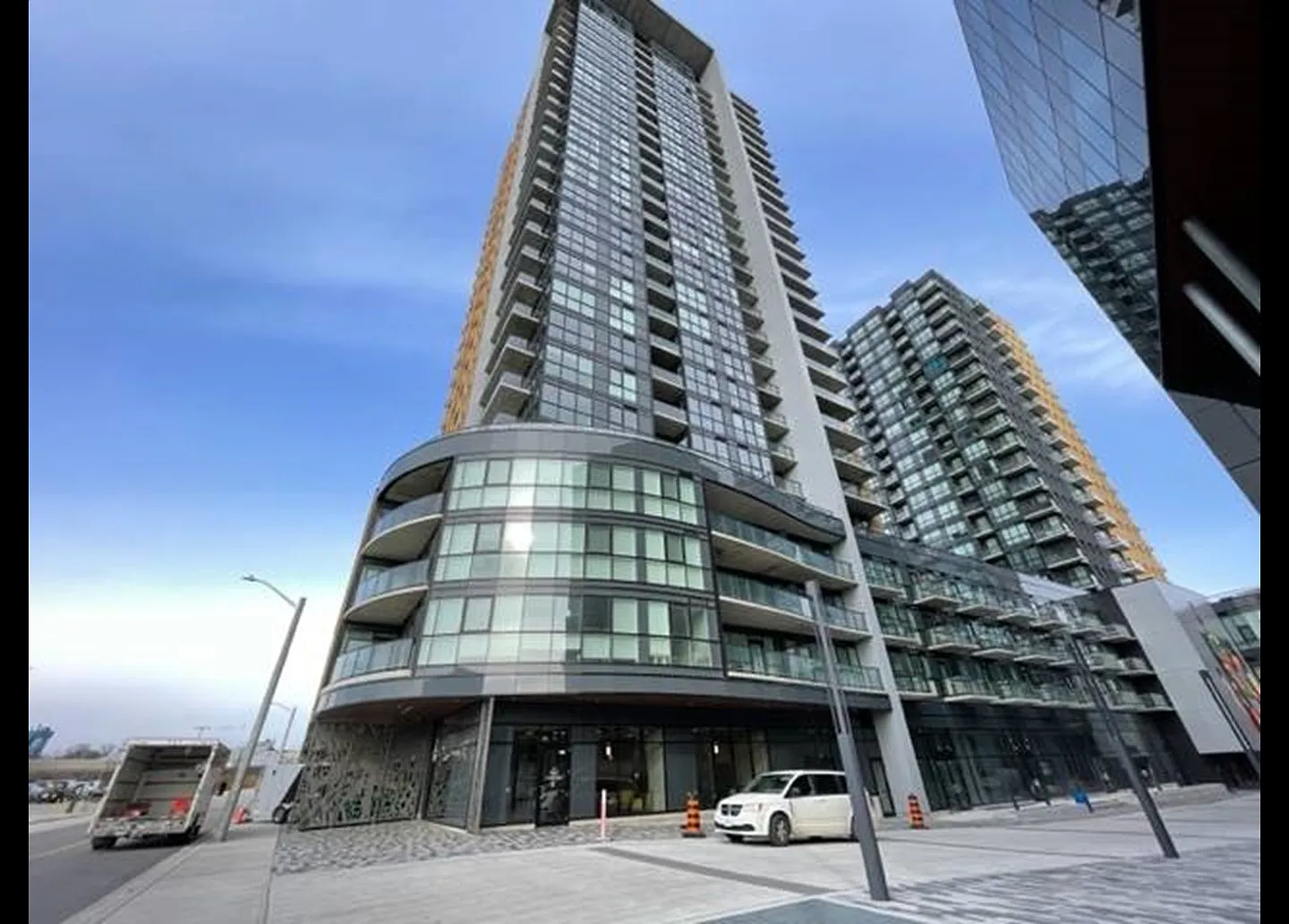 108 Garment St — Photo 1