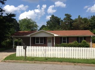 136 Lily Dr, Winder, GA 30680