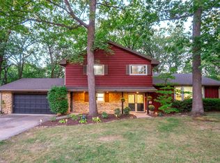 1263 Woodland Ct, Joliet, IL