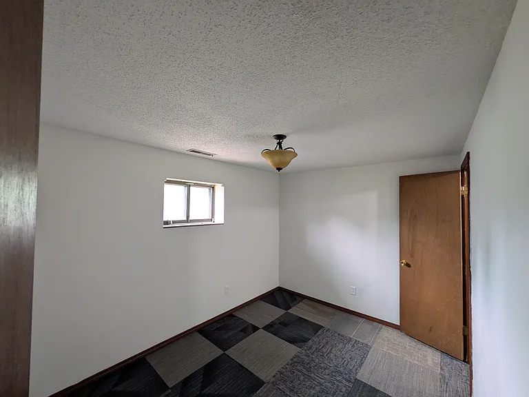 2043 Brentwood Rd — Photo 17